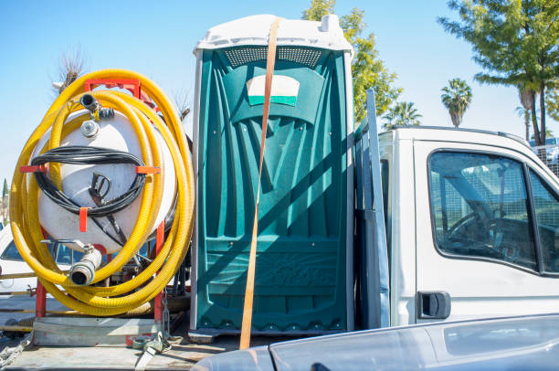 Best Portable bathroom rental  in Hustisford, WI